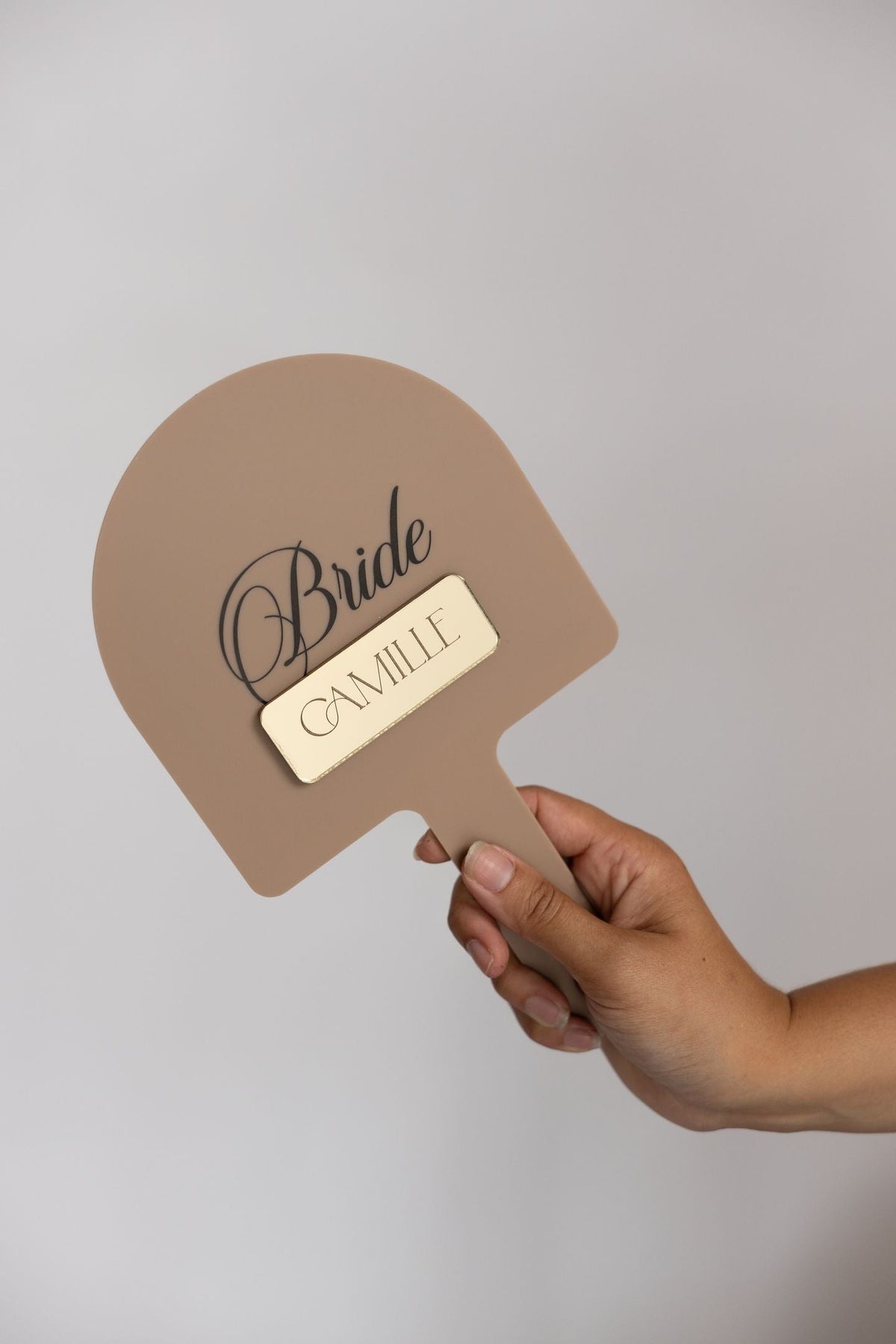 Option Suite des mariés : miroir à main personnalisé