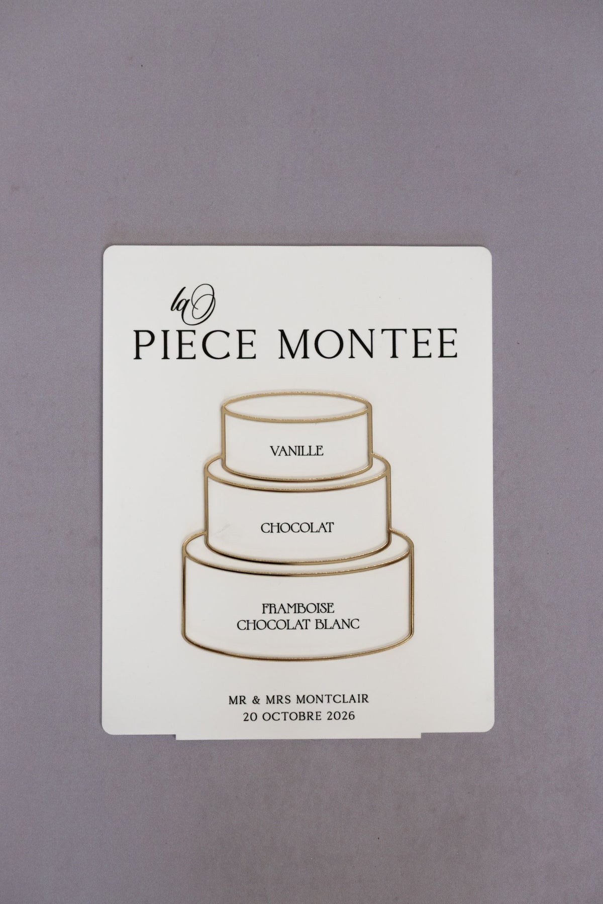Cake Sign mariage personnalisé présenté de face