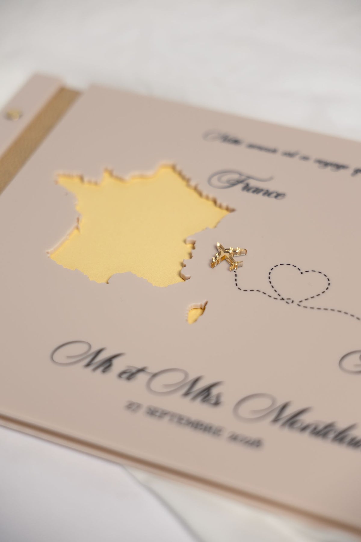 Détail des pays et de l’avion du livre d’or Voyage